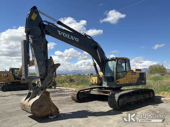 (South Salt Lake, UT) 2014 Volvo EC220DL Hydraulic Crawler Excavator Runs & Operates