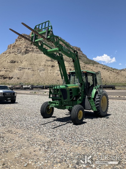(Grand Junction, CO) 2009 John Deere 7330 Utility Tractor Runs, Moves & Operates