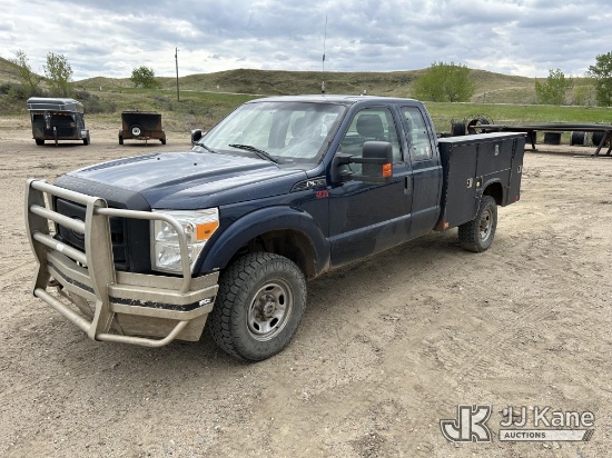 (Havre, MT) 2013 Ford F350 4x4 Extended-Cab Service Truck Runs & Moves) (Bad Transmission, Overheats