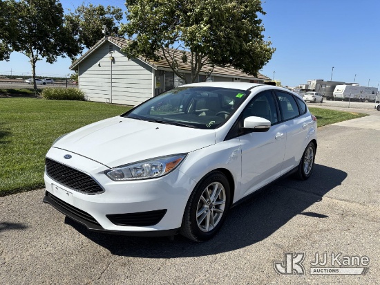 (Dixon, CA) 2016 Ford Focus SE ZXW Hatchback Runs & Moves