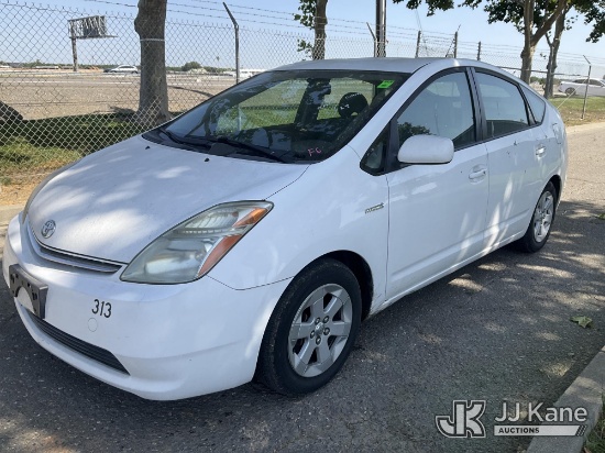 (Dixon, CA) 2007 Toyota Prius 4-Door Hybrid Sedan Runs & Moves