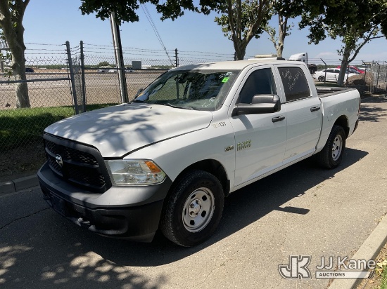 (Dixon, CA) 2015 RAM 1500 4x4 Crew-Cab Pickup Truck Runs & Moves