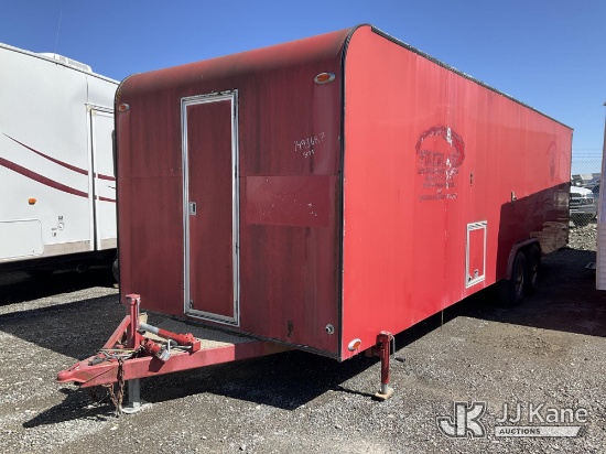 (Dixon, CA) 2004 UNIV T/A Enclosed Trailer, Universal Trailers Inc. Enclosed Trailer Tires Need Air