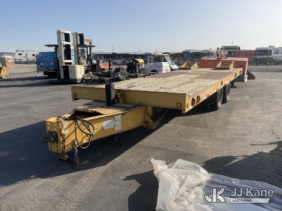 (Dixon, CA) 2000 T/A Tagalong Flatbed Trailer Deck Damaged