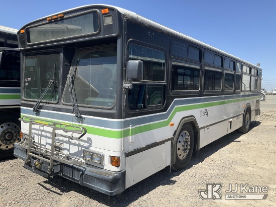 (Dixon, CA) 2002 Gillig C20B102N4 Bus Runs & Moves