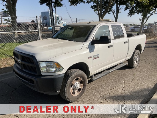 (Dixon, CA) 2015 RAM 2500 4x4 Crew-Cab Pickup Truck Runs & Moves) (Needs Transmission Repairs