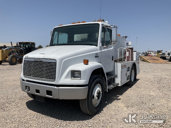 (Dixon, CA) 1996 Freightliner FLD70 Truck Tractor Runs & Moves) (Unit Conditions Unknown