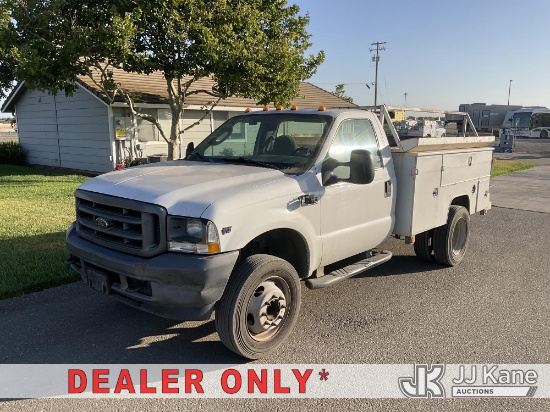 (Dixon, CA) 2004 Ford F-450 SD Service Truck Runs & Moves) (Needs Transmission Repairs