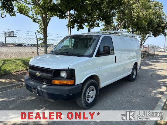 (Dixon, CA) 2015 Chevrolet Express 2500 Cargo Van Runs & Moves) (Code (P0302)
