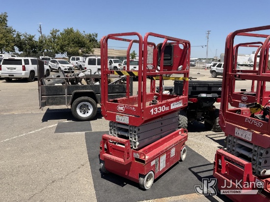 (Dixon, CA) 2018 Mec 1330SE Self-Propelled Scissor Lift Not Running, Conditions Unknown) (No Power, 
