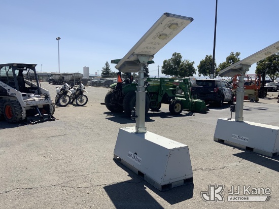 (Dixon, CA) National Signal Light Tower (Used) NOTE: This unit is being sold AS IS/WHERE IS via Time