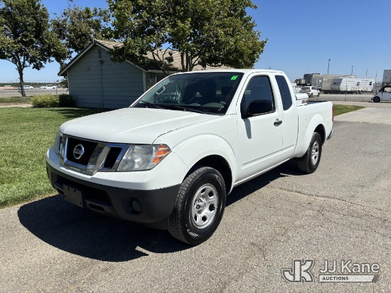 (Dixon, CA) 2016 Nissan Frontier Extended-Cab Pickup Truck Runs & Moves
