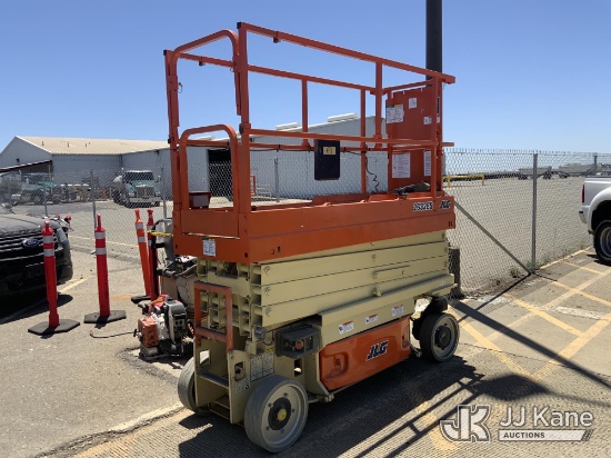 (Dixon, CA) 2016 JLG 2632ES Self-Propelled Scissor Lift Not Running, Conditions Unknown)