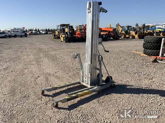 (Dixon, CA) 2020 Sumner 2118 Drywall Lift Used