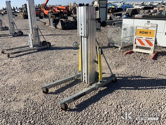 (Dixon, CA) 2020 Sumner 2012S Drywall Lift Used