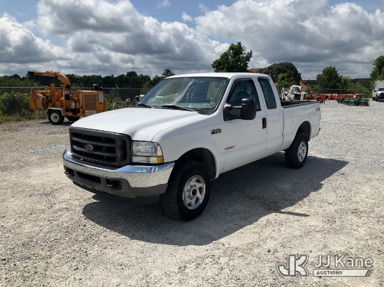 (Villa Rica, GA) 2003 Ford F250 4x4 Extended-Cab Pickup Truck Runs & Moves) (Body/Paint Damage