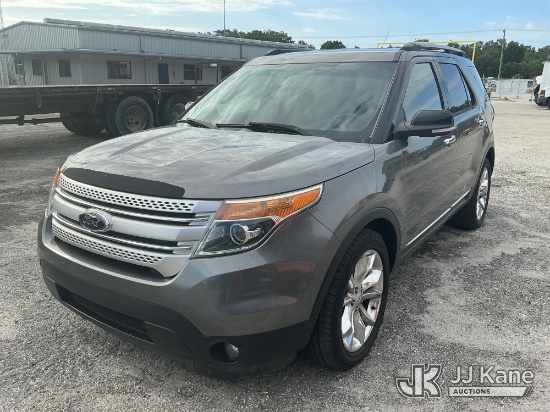 (Tampa, FL) 2014 Ford Explorer XLT 4-Door Sport Utility Vehicle Runs & Moves)(FL Residents Purchasin