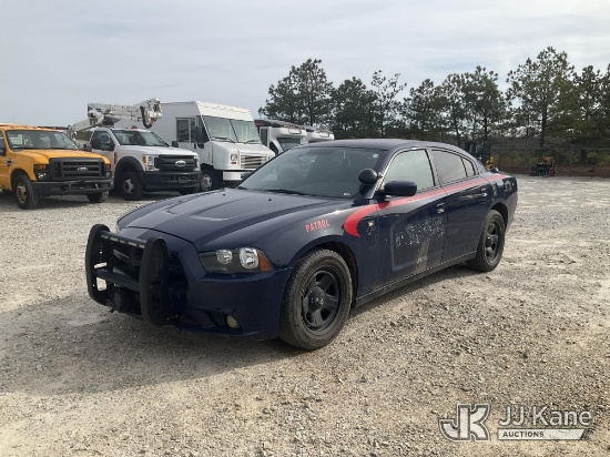(Villa Rica, GA) 2011 Dodge Charger Police Package 4-Door Sedan Runs & Moves) (Engine Knock, Check E