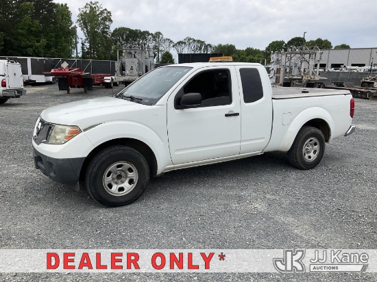 (China Grove, NC) 2014 Nissan Frontier Extended-Cab Pickup Truck Runs & Moves) (Paint Damage