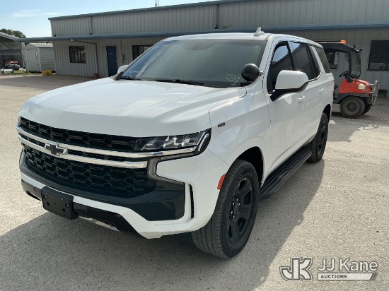 (Tampa, FL) 2021 Chevrolet Tahoe 4-Door Sport Utility Vehicle, Former Police Vehicle Runs & Moves) (