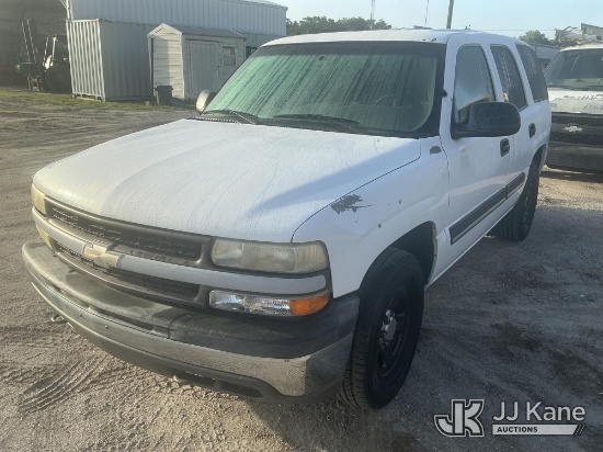 (Tampa, FL) 2005 Chevrolet Tahoe 4-Door Sport Utility Vehicle Runs & Moves) (Noisy Engine, Check Eng