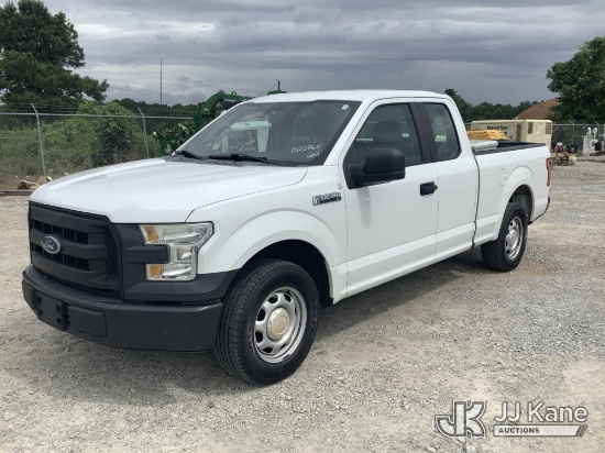 (Villa Rica, GA) 2016 Ford F150 Extended-Cab Pickup Truck Runs & Moves) (Body/Paint Damage
