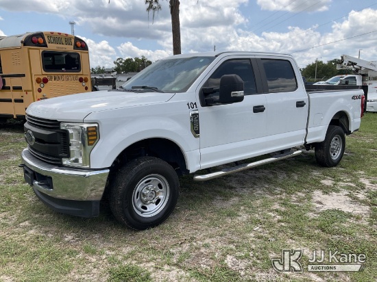 (Ocala, FL) 2019 Ford F250 4x4 Crew-Cab Pickup Truck Runs & Moves