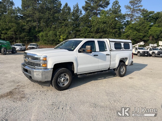 (Chester, VA) 2016 Chevrolet Silverado 2500HD 4x4 Extended-Cab Pickup Truck Runs & Moves) (Check Eng