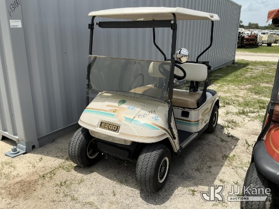 (Thonotosassa, FL) EZ-Go TXT Golf Cart Runs & Moves) (No Charger, No Reverse