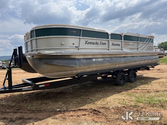 (Decherd, TN) South Bay 522CR Pontoon Boat, (Per Seller: Trailer Has a 2 year Transferrable Warranty