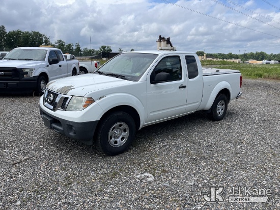 (Chester, VA) 2015 Nissan Frontier Extended-Cab Pickup Truck Runs & Moves