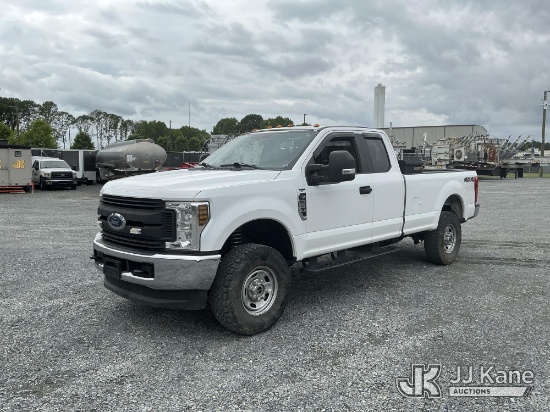 (China Grove, NC) 2019 Ford F350 4x4 Extended-Cab Pickup Truck Runs & Moves) (Check Engine Light On