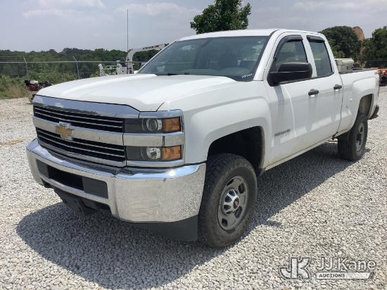 (Villa Rica, GA) 2018 Chevrolet Silverado 2500HD 4x4 Extended-Cab Pickup Truck Runs & Moves) (Body/P