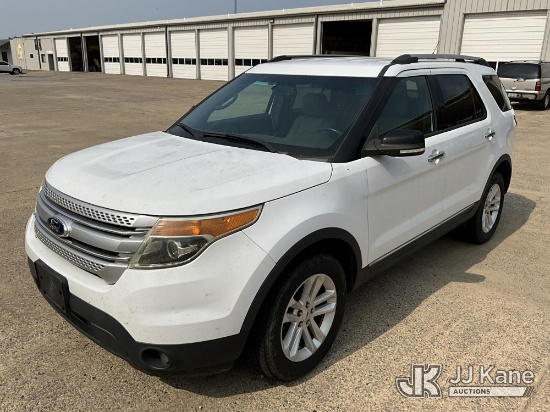 (Mayfield, KY) 2015 Ford Explorer 4X4 4-Door Sport Utility Vehicle Runs & Moves) (Trunk Will Not Sta