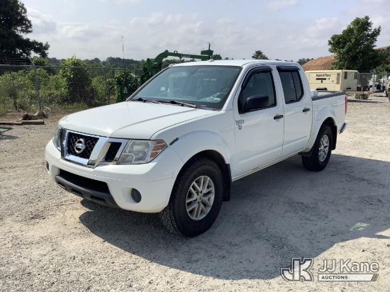 (Villa Rica, GA) 2016 Nissan Frontier 4x4 Crew-Cab Pickup Truck Runs & Moves) (Check Engine Light On