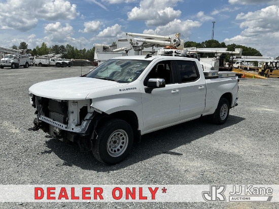 (China Grove, NC) 2023 Chevrolet Silverado 1500 4x4 Crew-Cab Pickup Truck ***WRECKED***) (Runs & Mov
