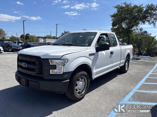 (Miami, FL) 2017 Ford F150 Extended-Cab Pickup Truck Runs & Moves) (Engine Knocking Noise, Check Eng