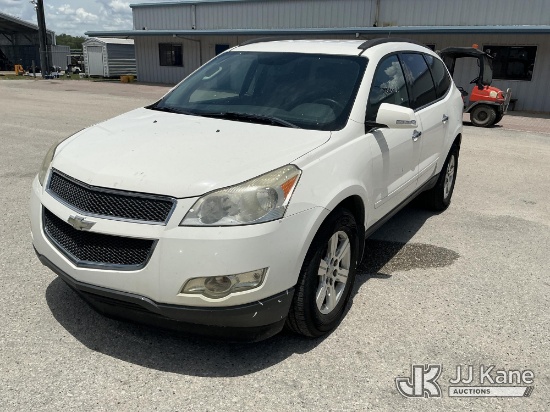 (Tampa, FL) 2012 Chevrolet Traverse AWD 4-Door Sport Utility Vehicle Runs & Moves)(Noisy Engine, Che