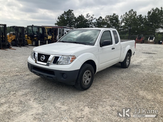 (Villa Rica, GA) 2018 Nissan Frontier Extended-Cab Pickup Truck Runs & Moves) (Body/Paint Damage
