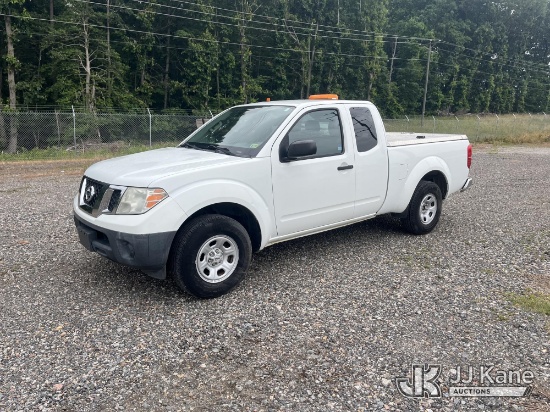 (Chester, VA) 2015 Nissan Frontier Extended-Cab Pickup Truck Runs & Moves