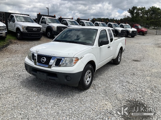 (Villa Rica, GA) 2016 Nissan Frontier Extended-Cab Pickup Truck Runs & Moves) (Check Engine Light On