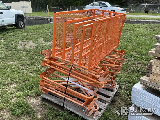 (Thonotosassa, FL) Lot Of 48X48 Uprights With Beams Condition Unknown