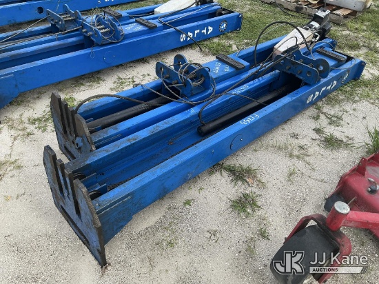 (Thonotosassa, FL) Atlas Equipment 2 Post Vehicle Lift (Condition Unknown) (Used) NOTE: This unit is
