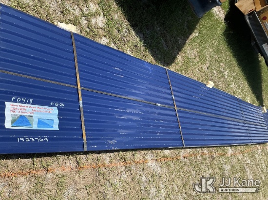 (Thonotosassa, FL) Metal Roof Panels 20ft. x 3ft. 20PCS (New ) NOTE: This unit is being sold AS IS/W