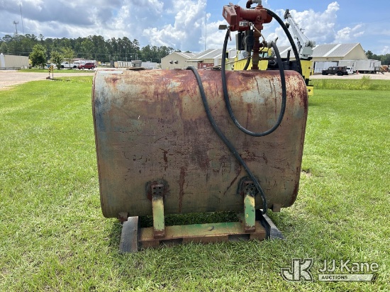 (Columbia, MS) Fuel Tank fuel tank with pump and handle