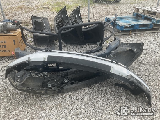 (Verona, KY) Misc Lot of Items: (7) Bumpers: (1)Honda Pioneer 1000 Condition Unknown