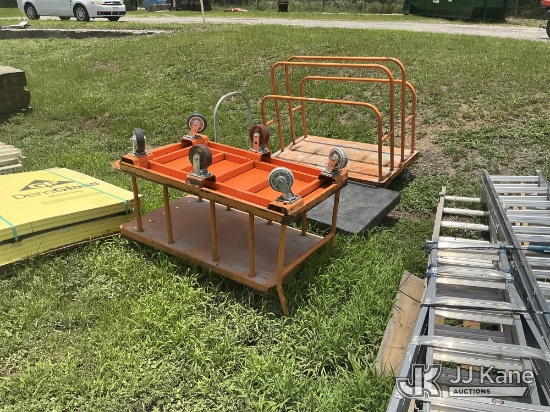 (Tampa, FL) Lot Of Warehouse Carts (Condition Unknown ) NOTE: This unit is being sold AS IS/WHERE IS
