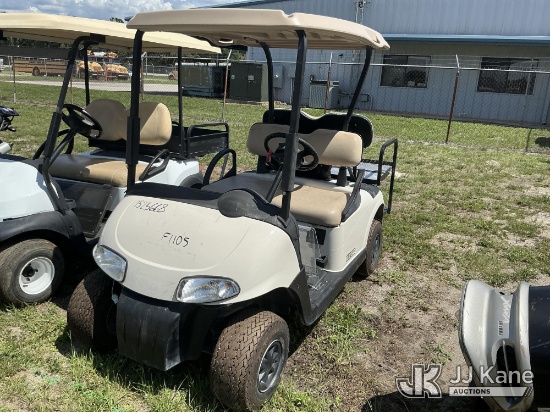 (Thonotosassa, FL) EZ-Go TXT Golf Cart Not Running, Condition Unknown)( Paint & Body Damage