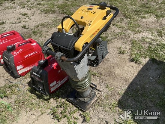 (Thonotosassa, FL) Wacker Compactor (Not Running Not Running, Condition Unknown) (Paint & Body Damag