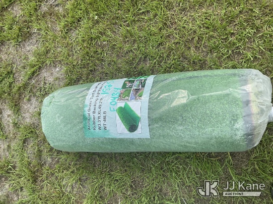 (Thonotosassa, FL) Artificial Grass Turf (New ) NOTE: This unit is being sold AS IS/WHERE IS via Tim